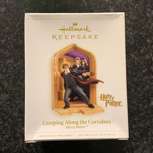 Harry Potter Hallmark Keepsake. Creeping along the corridors.
